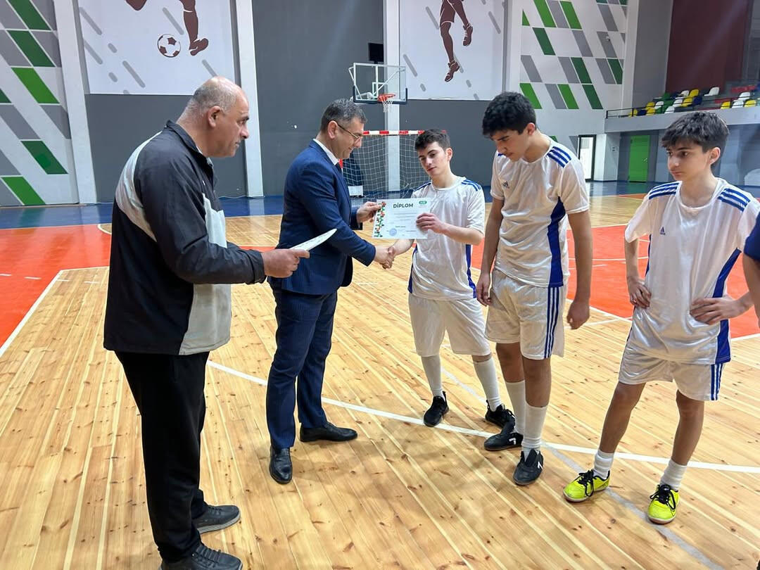 В Лянкяране завершилось районное первенство по гандболу