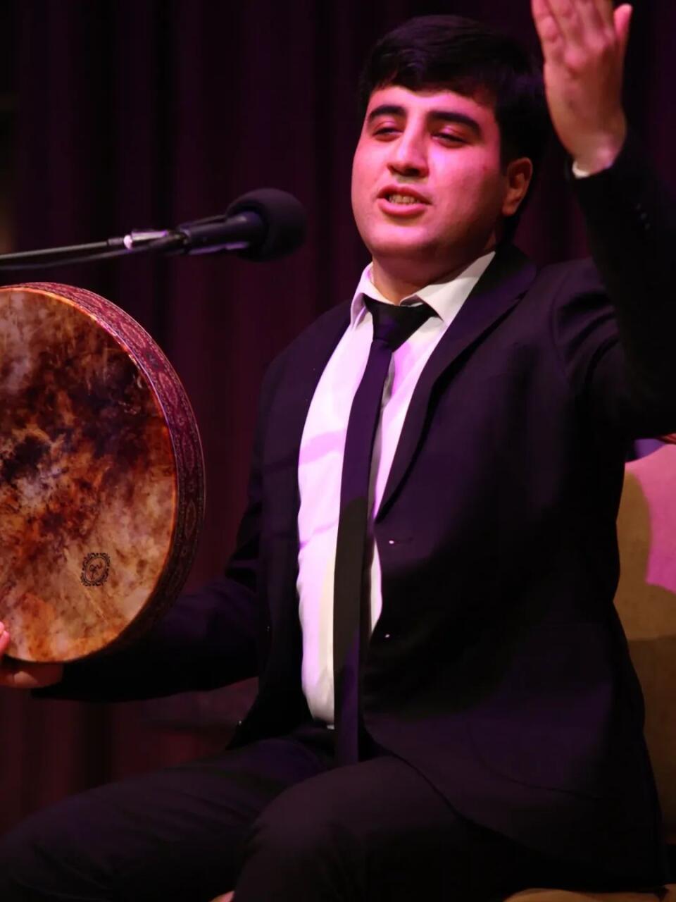 Азербайджанские красавицы: Вселенная свободы и импровизации