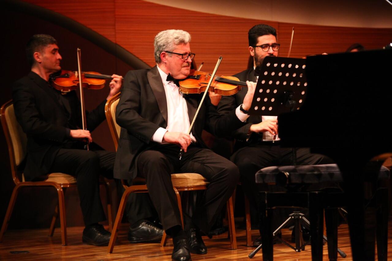 Когда зимняя прохлада в Баку наполнилась теплом уюта