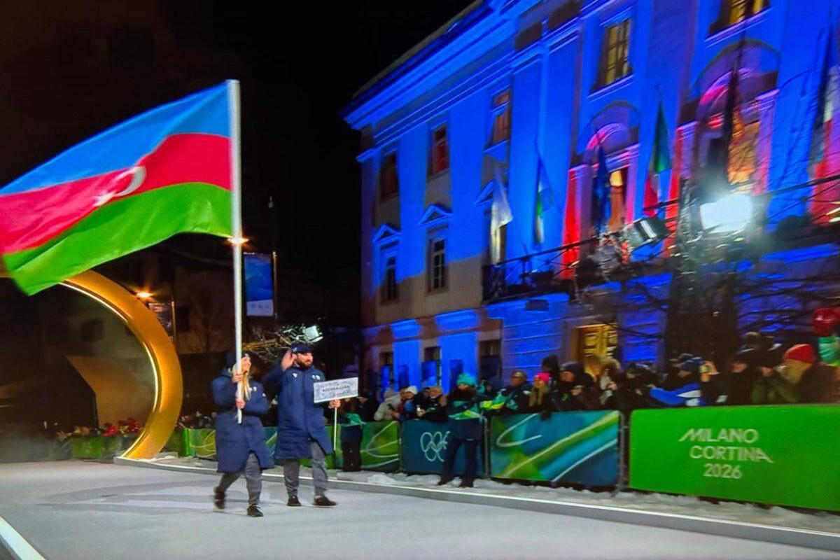 Азербайджанские спортсмены приняли участие в параде открытия Олимпиады-2026