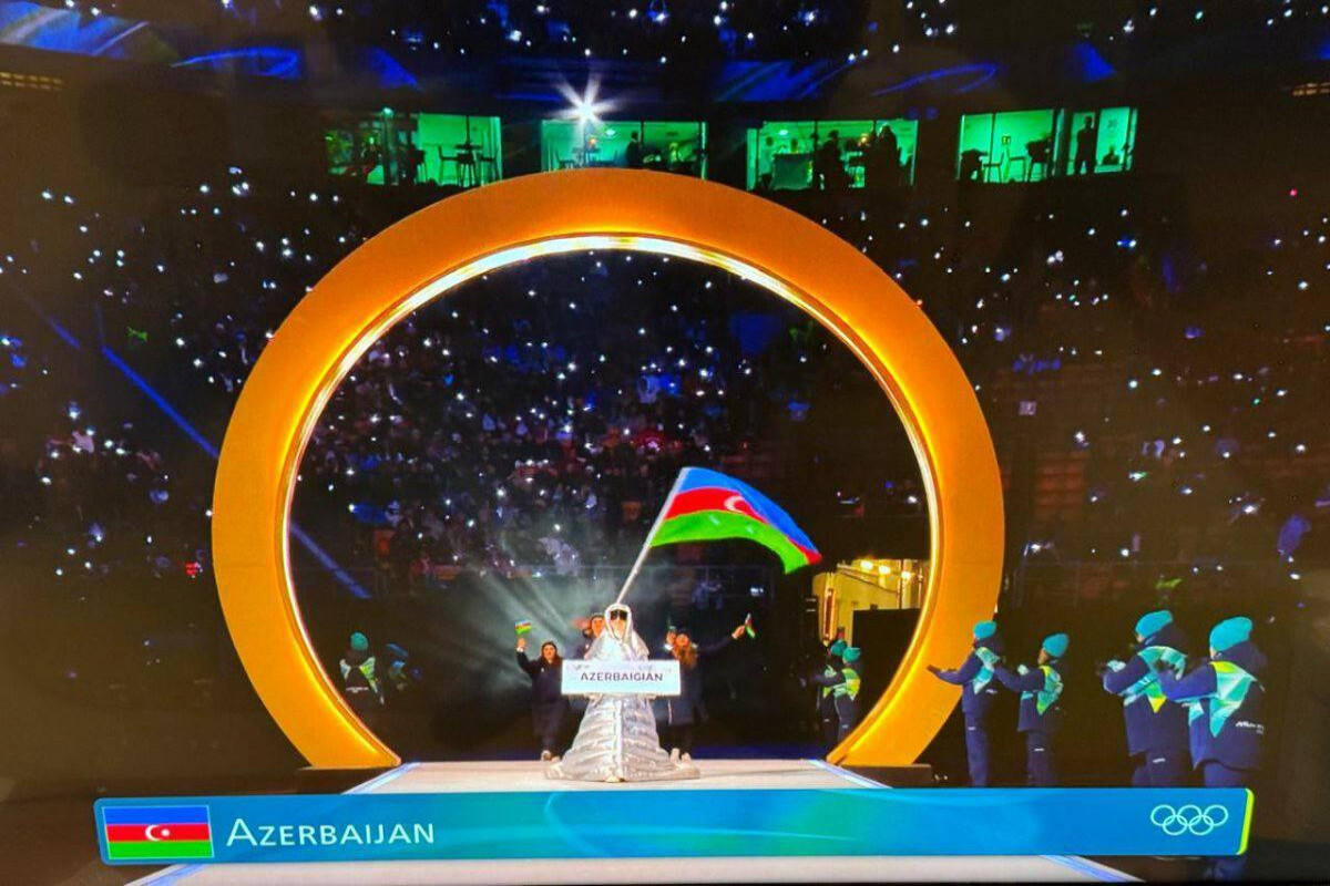 Азербайджанские спортсмены приняли участие в параде открытия Олимпиады-2026