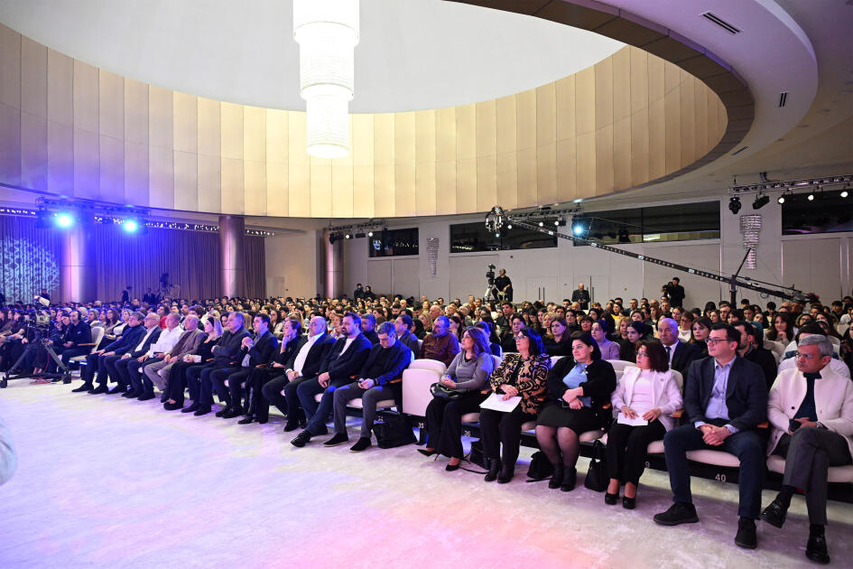 “Qış nağılı” festivalında “Bakı-Neapol: musiqi körpüsü” kamera axşamı keçirilib