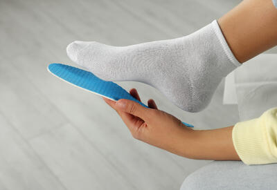 Развеян миф о влиянии ортопедической обуви на работу мозга