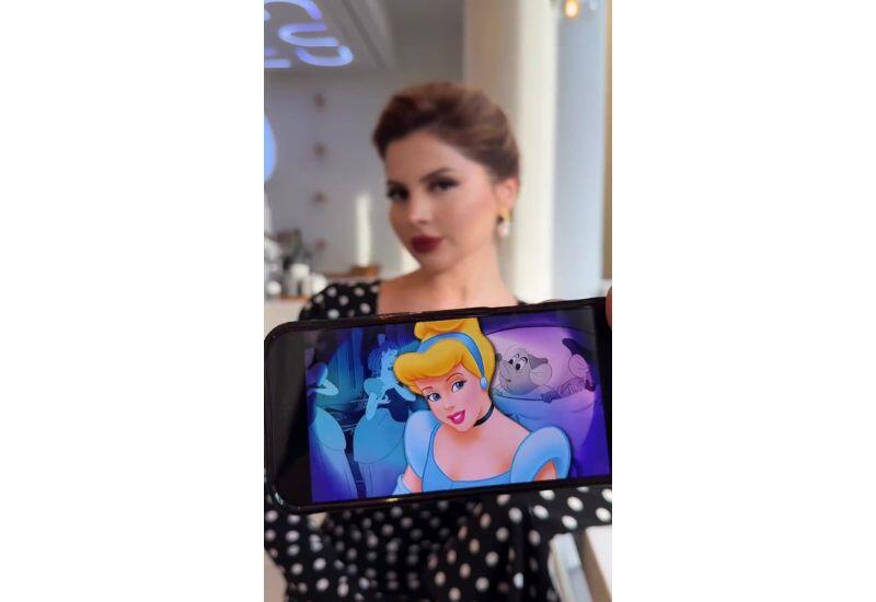 Айнишан Гулиева повторила тренд с принцессами Disney