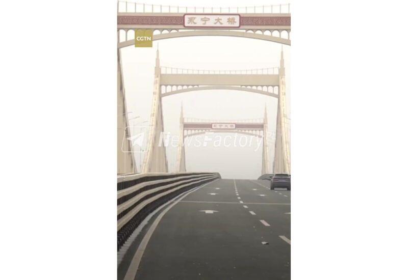 Китай запустил крупнейший в стране подвесной мост