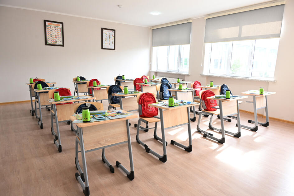 Вице-президент Фонда Гейдара Алиева Лейла Алиева и Алена Алиева побывали в центре STEAM и полной средней школе номер 37 в Гяндже