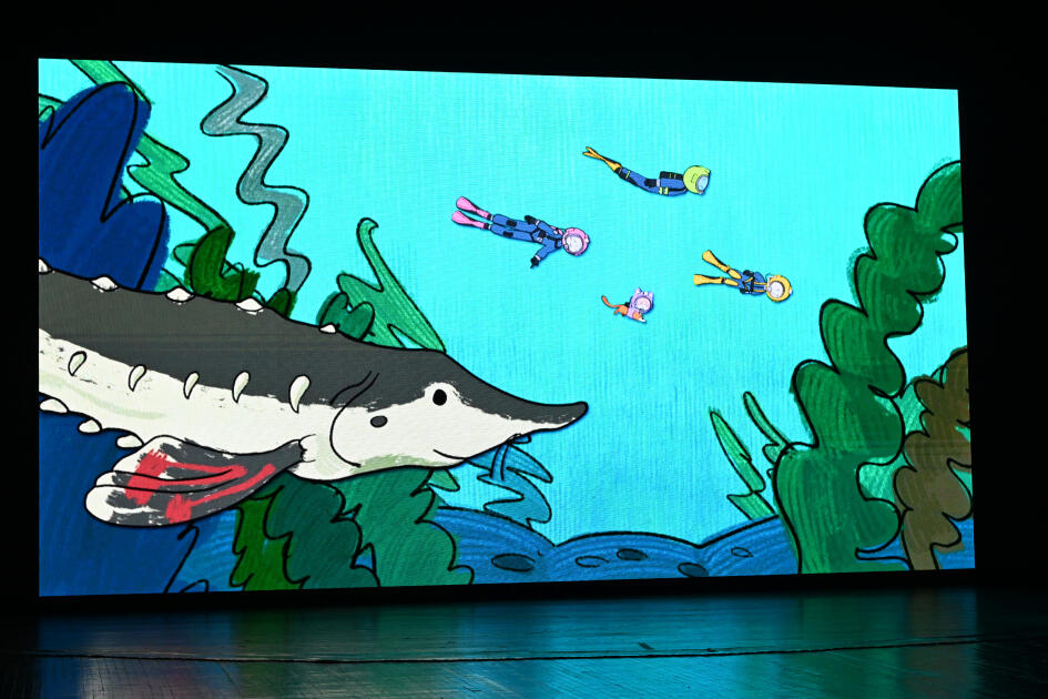 Вице-президент Фонда Гейдара Алиева Лейла Алиева и Алена Алиева побывали в Гянджинском государственном драматическом театре на премьере анимационного сериала «Иси и Пити»