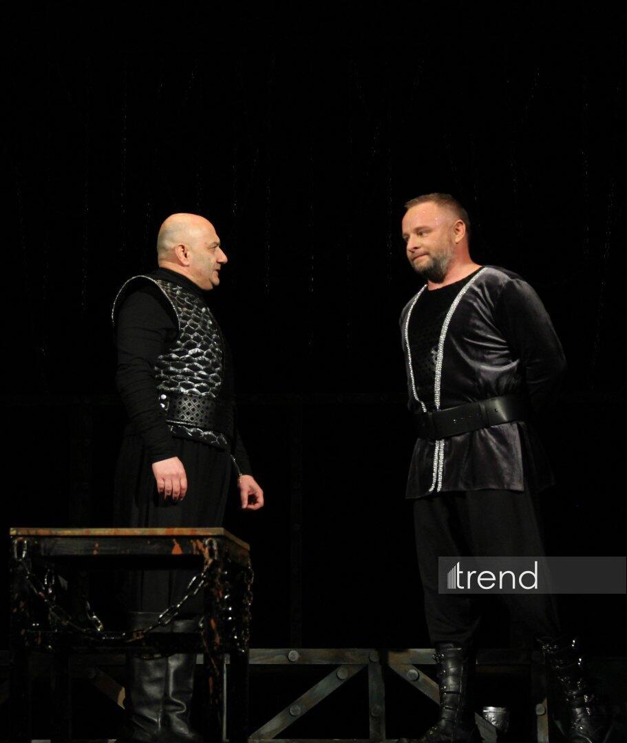 Как Ярослав Трифонов "взорвал" сцену - против шести Леди Макбет: