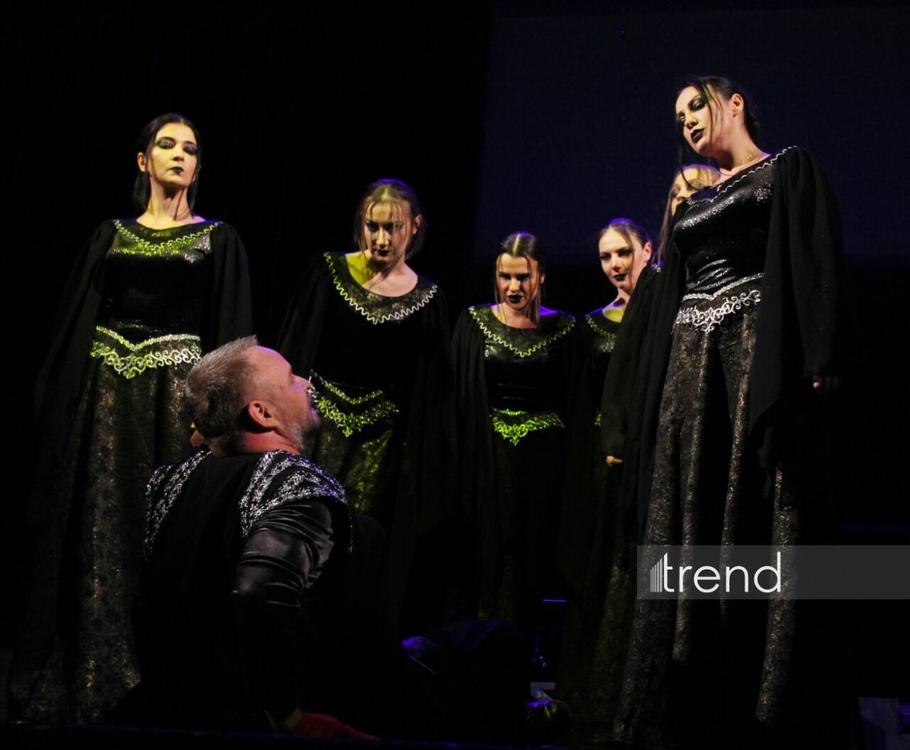 Как Ярослав Трифонов "взорвал" сцену - против шести Леди Макбет: