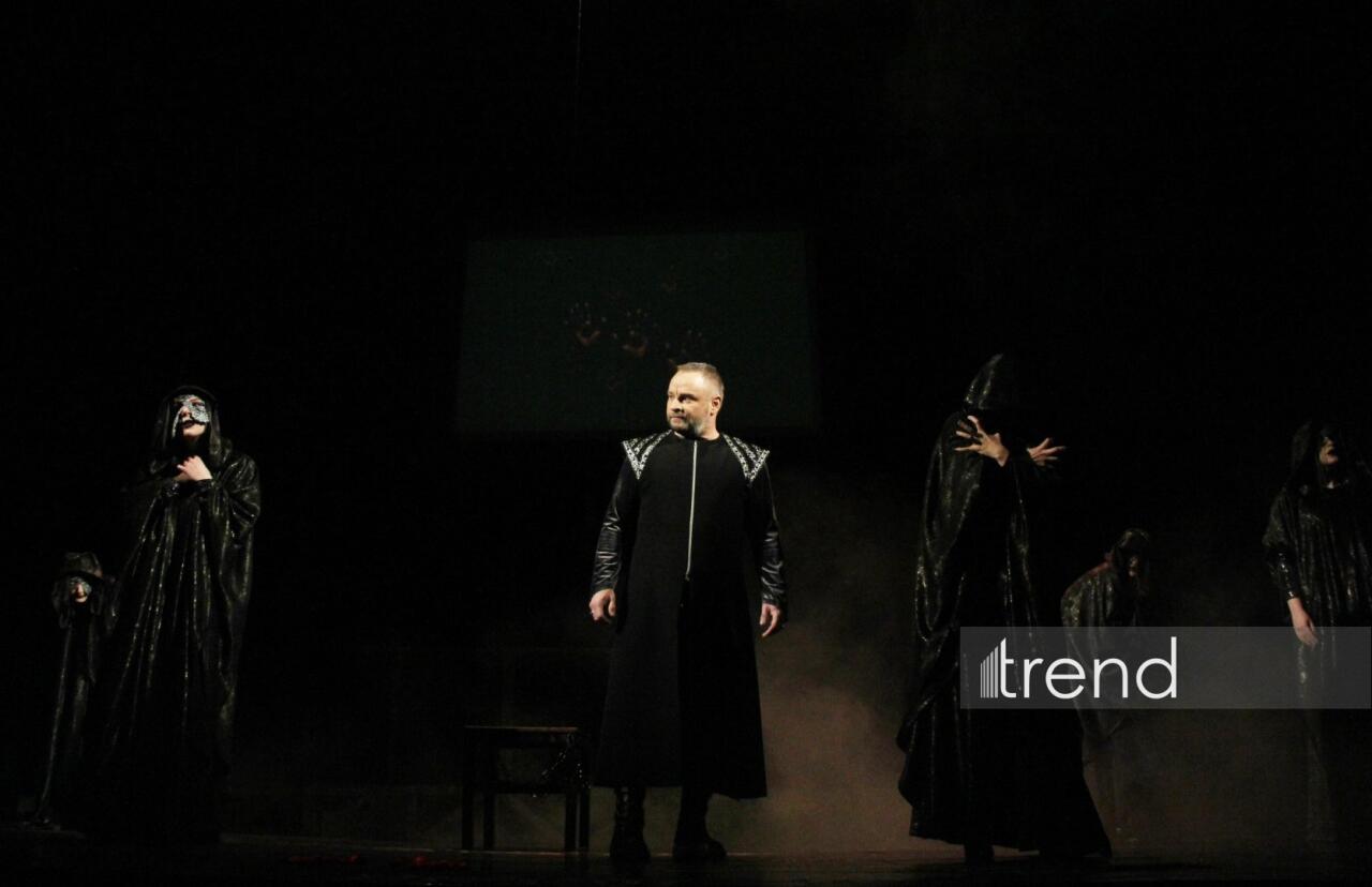 Как Ярослав Трифонов "взорвал" сцену - против шести Леди Макбет: