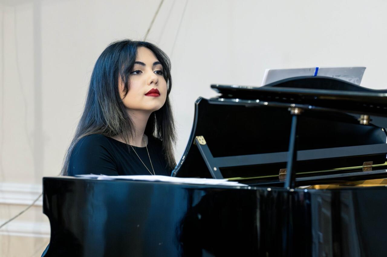 Среди музейной роскоши в Баку – в пространстве гармонии между живописью, архитектурой и музыкой