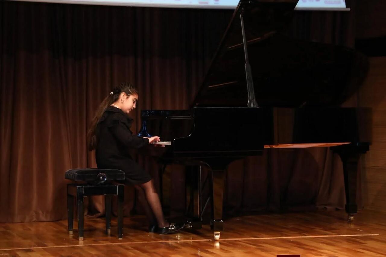 Концерт и выставка в честь Гара Гараева