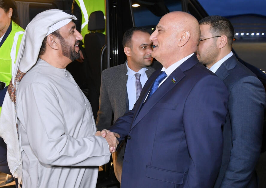 Председатель Арабского парламента прибыл с визитом в Азербайджан