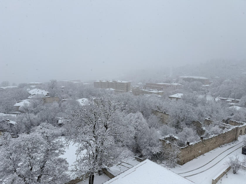 Шуша укутана белым покрывалом