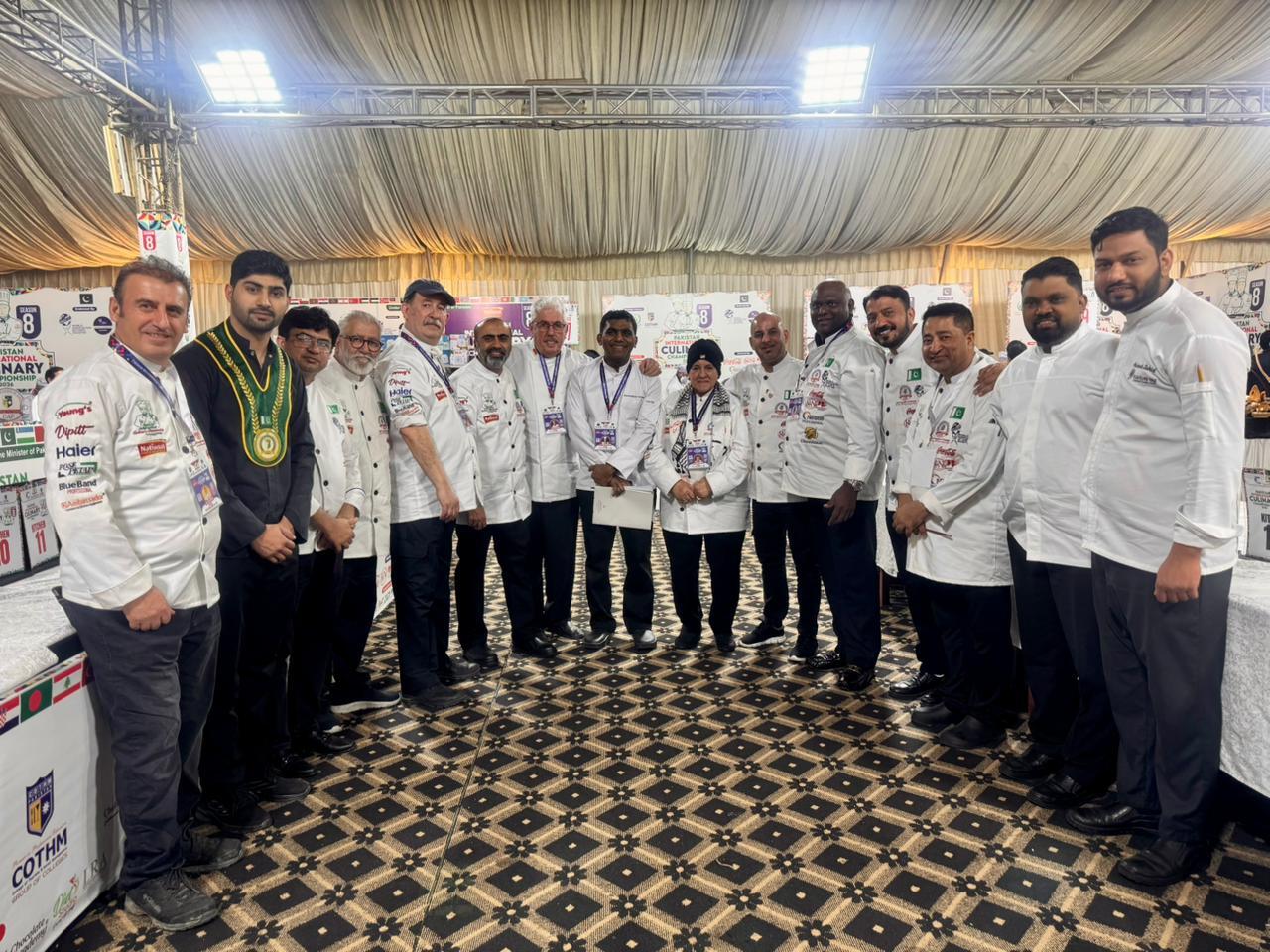 Азербайджанская кухня удостоена медалей в Пакистане