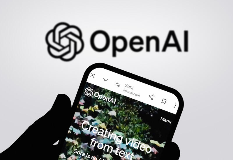OpenAI начала показывать рекламу в диалогах ChatGPT