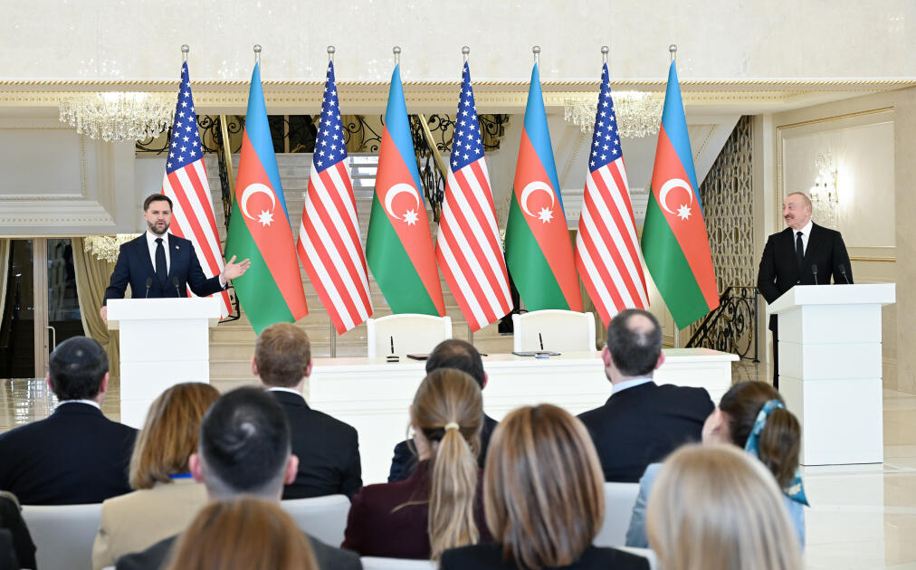 Президент Ильхам Алиев и Вице-президент США Джеймс Дэвид Вэнс выступили с заявлениями для прессы
