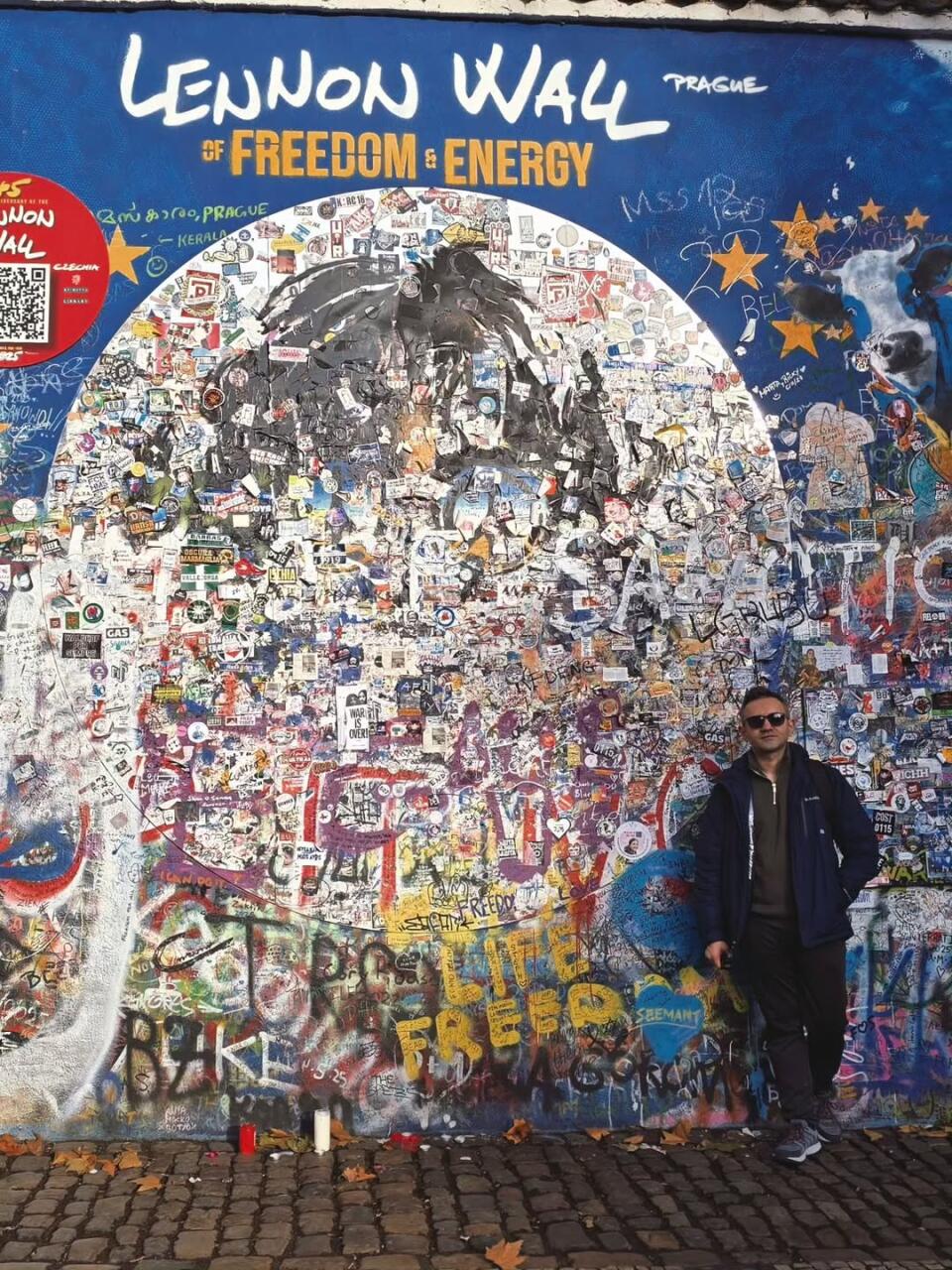 Что особенного в стене Леннона в Праге?