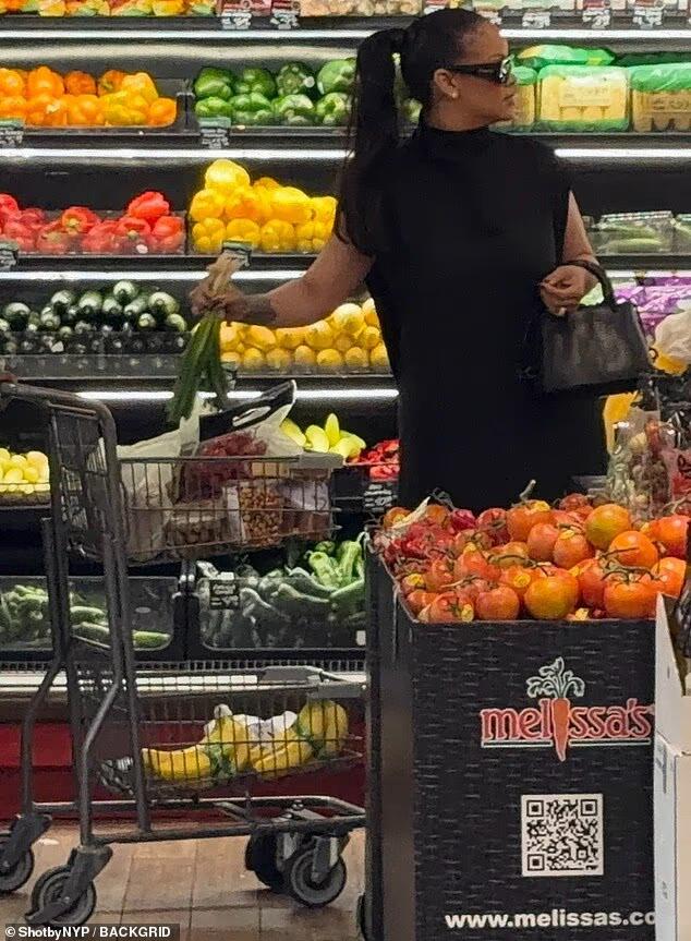 Рианна спровоцировала слухи о помолвке с A$AP Rocky