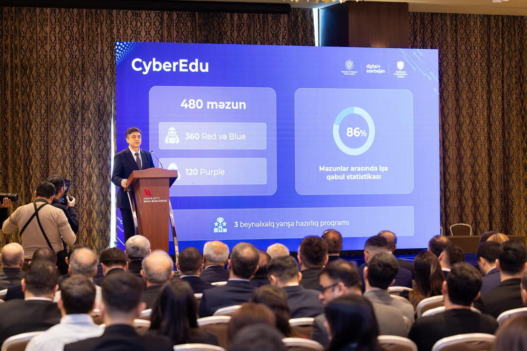 Daha 100 nəfər Azərbaycan Kibertəhlükəsizlik Mərkəzindən məzun olub