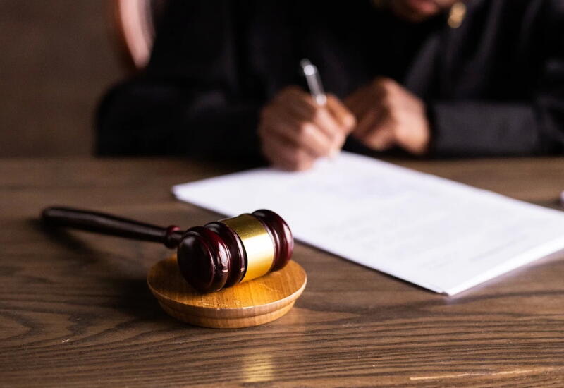 Начался судебный процесс по делу лица, обвиняемого в госизмене