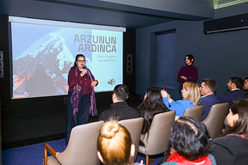 Представлен фильм о первой азербайджанской женщине, покорившей Эверест