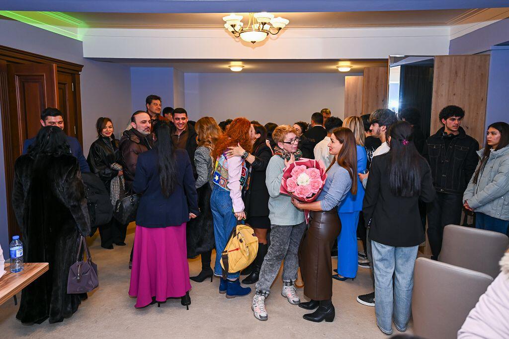 Представлен фильм о первой азербайджанской женщине, покорившей Эверест