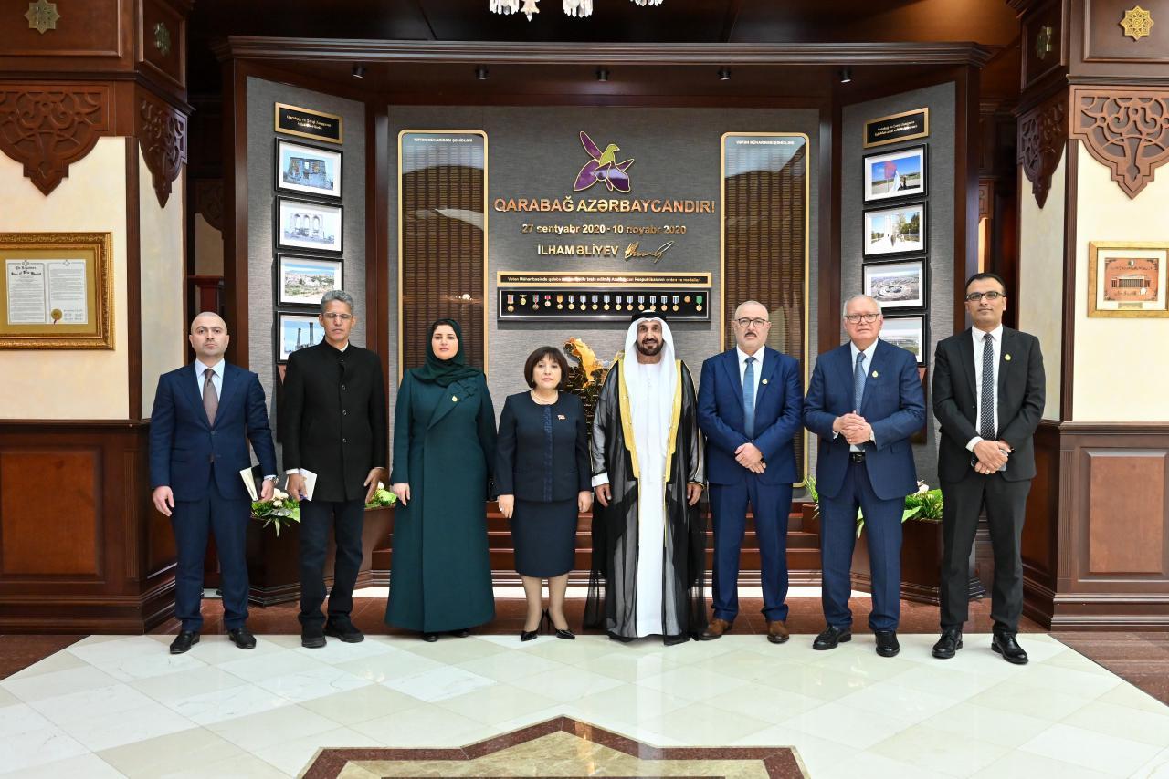 Milli Məclisin sədri Ərəb Parlamentinin prezidenti ilə görüşdü