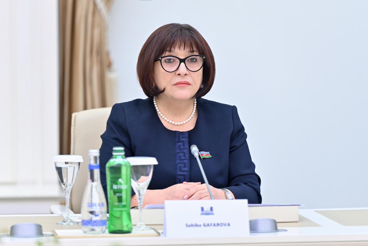 Milli Məclisin sədri Ərəb Parlamentinin prezidenti ilə görüşdü