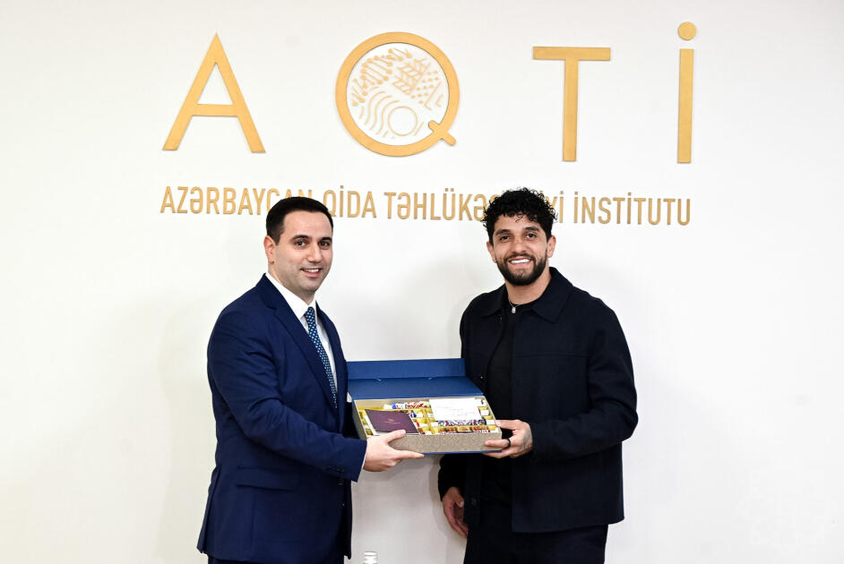 Гурбан Гурбанов и футболисты «Карабаха» посетили ИПБА