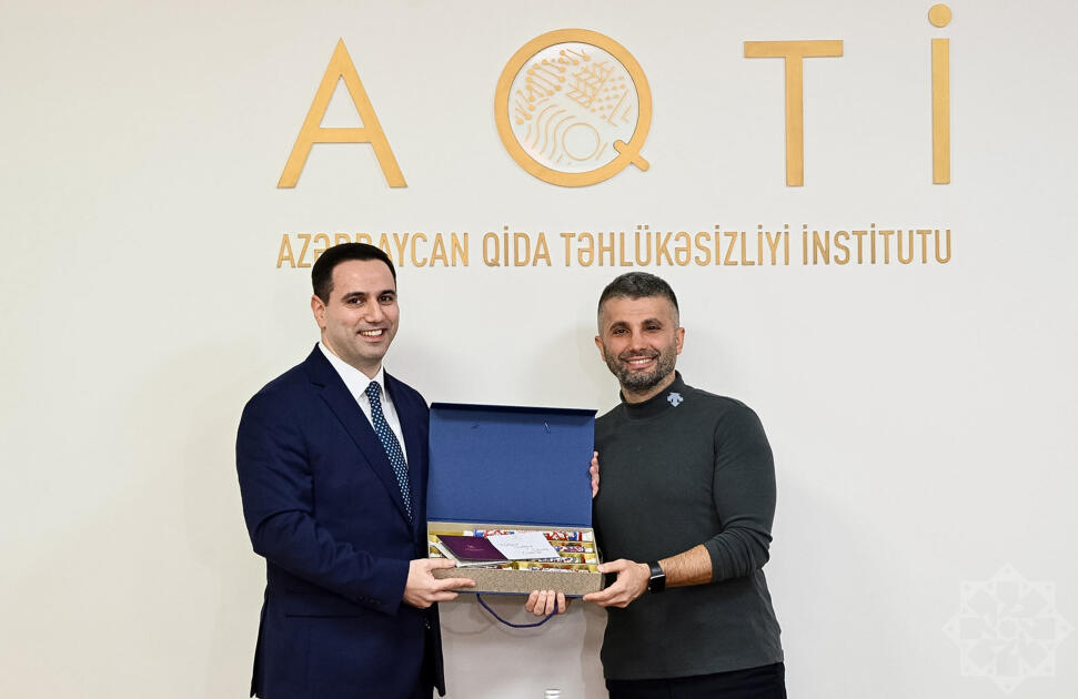 Гурбан Гурбанов и футболисты «Карабаха» посетили ИПБА