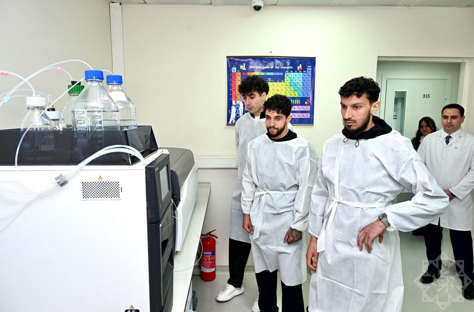 Гурбан Гурбанов и футболисты «Карабаха» посетили ИПБА