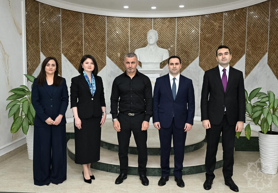 Гурбан Гурбанов и футболисты «Карабаха» посетили ИПБА