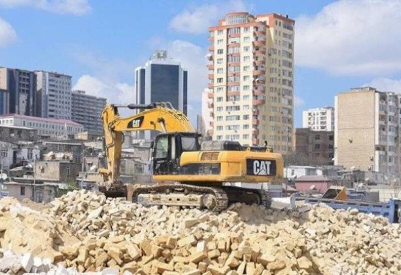 Аварийные дома в центре Баку пойдут под снос
