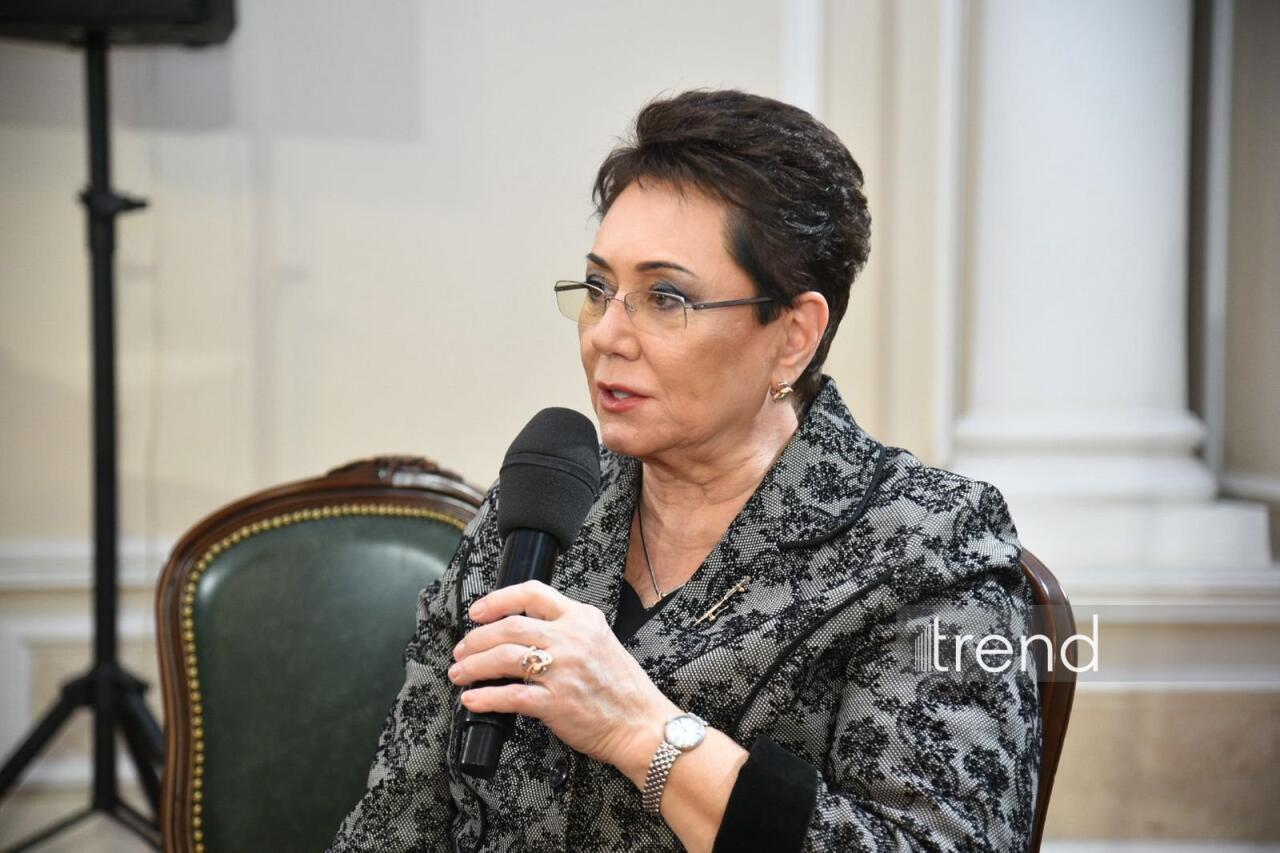 В Баку состоялся творческий вечер Эльмиры Ахундовой