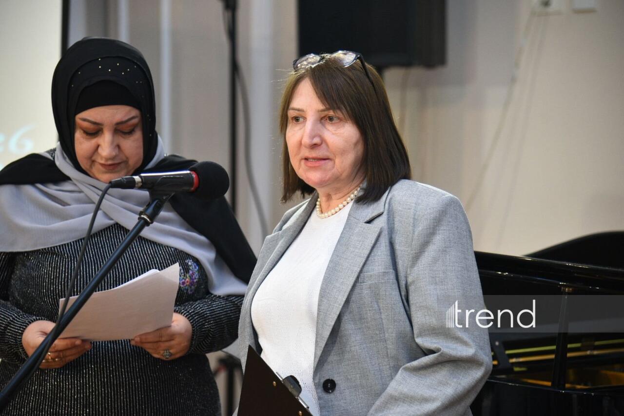 В Баку состоялся творческий вечер Эльмиры Ахундовой