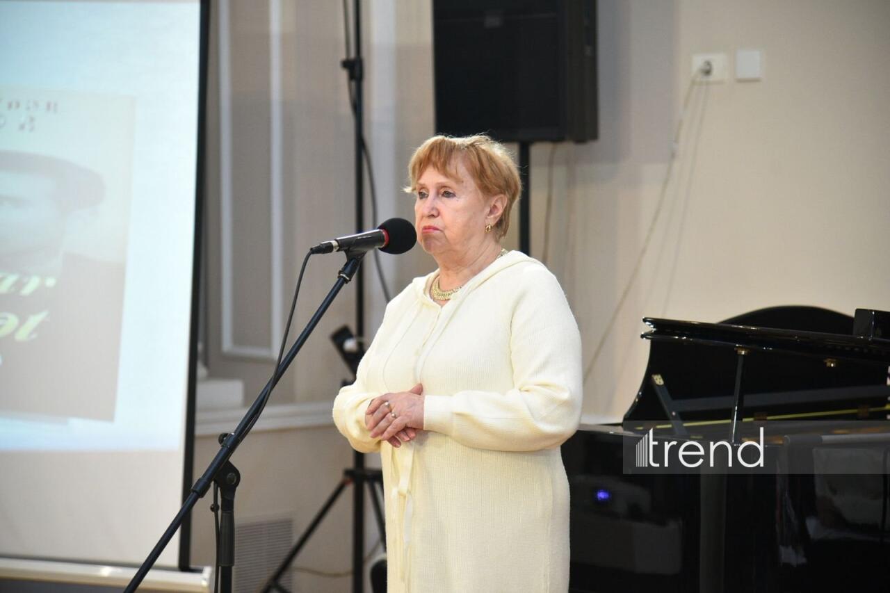 В Баку состоялся творческий вечер Эльмиры Ахундовой