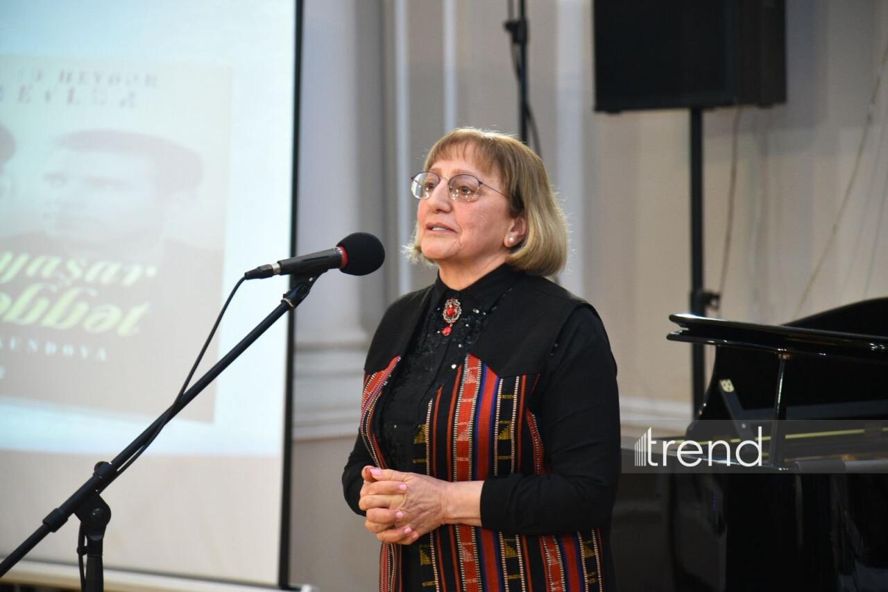 В Баку состоялся творческий вечер Эльмиры Ахундовой