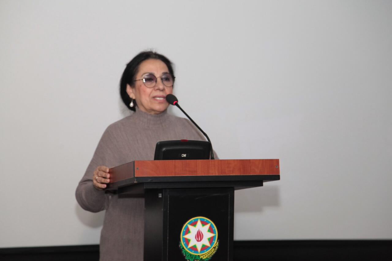 Сценическая магия, киношедевры и незабываемые образы Амалии Панаховой