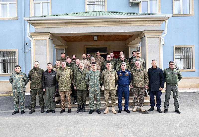 Военные атташе посетили воинскую часть ВВС Азербайджана