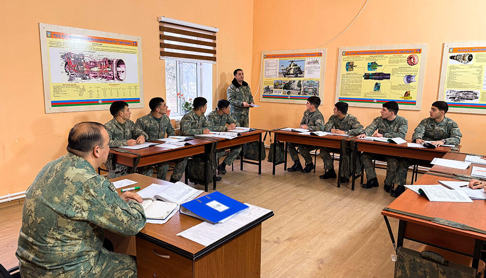 Инспекционные проверки в ВВС Азербайджана