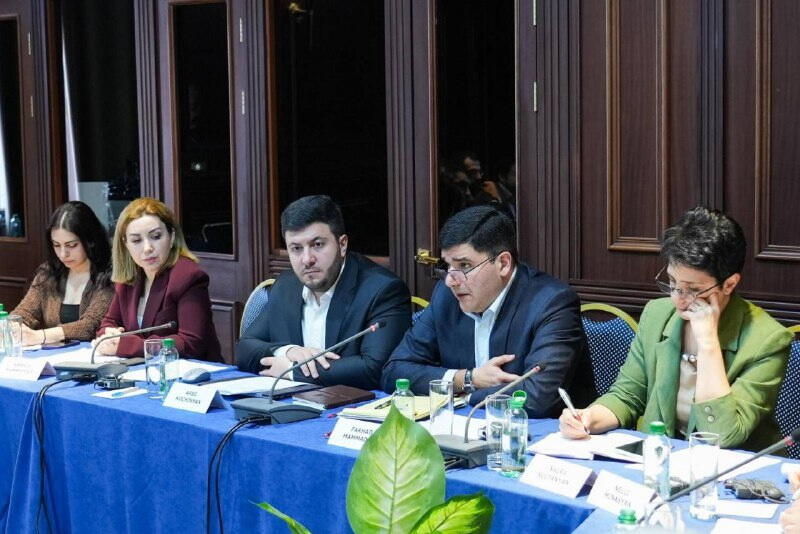 В Армении состоялся круглый стол с участием представителей гражданских обществ Азербайджана и Армении в рамках инициативы «Мост мира»