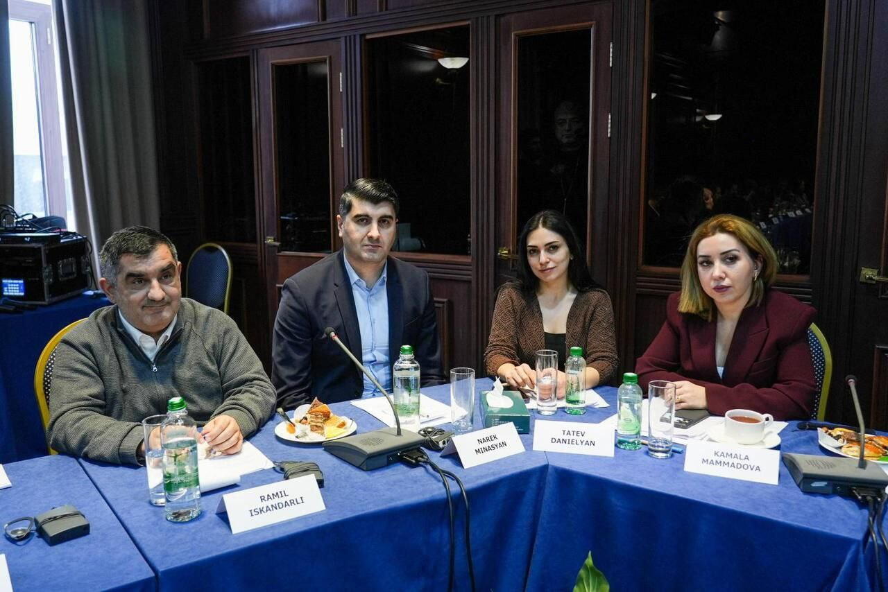 В Армении состоялся круглый стол с участием представителей гражданских обществ Азербайджана и Армении в рамках инициативы «Мост мира»