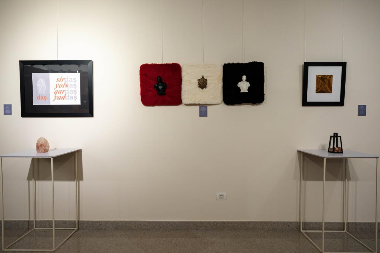 В Баку появились трещины во времени - "Антиномия" Эльчина Шамилли раздвигает границы восприятия