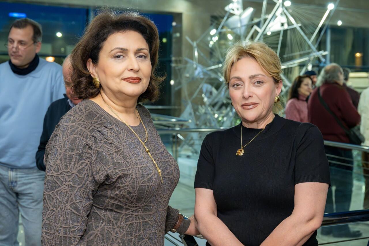 В Баку появились трещины во времени - "Антиномия" Эльчина Шамилли раздвигает границы восприятия