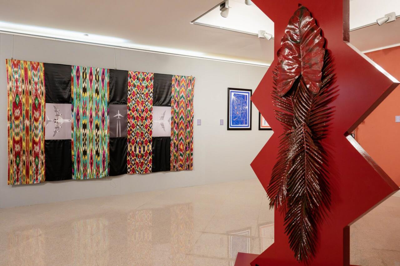 В Баку появились трещины во времени - "Антиномия" Эльчина Шамилли раздвигает границы восприятия