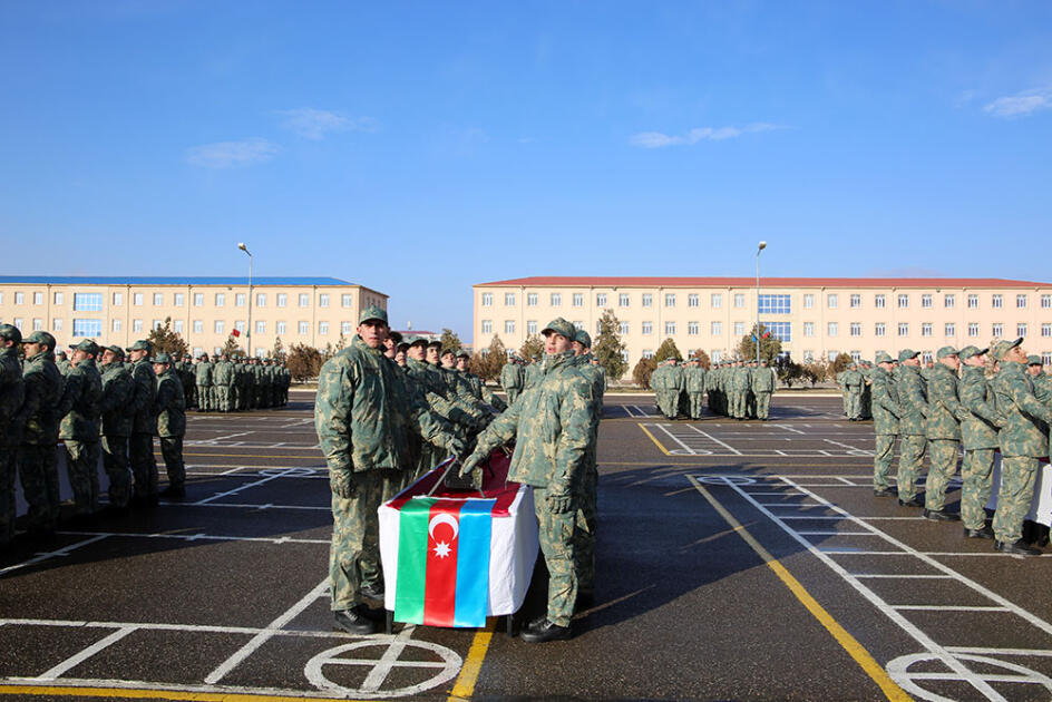 Azərbaycan Ordusunda andiçmə mərasimləri keçirilib