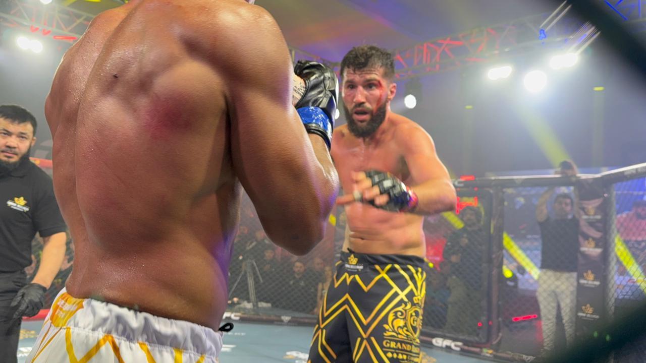 Алим Набиев одержал очередную победу в ММА на международном турнире в Батуми