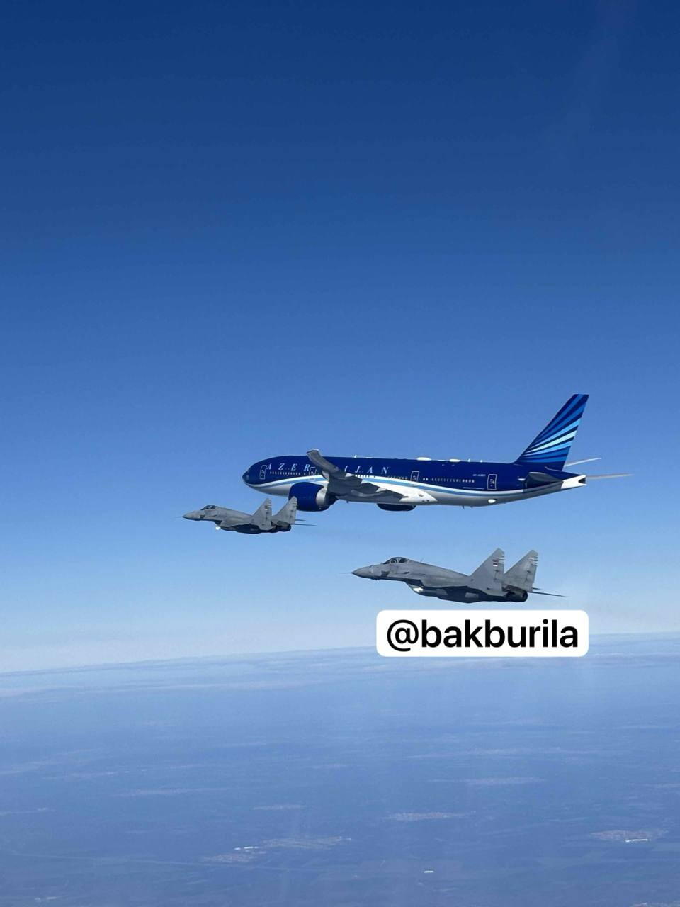 Истребители ВВС Сербии сопроводили самолет Президента Ильхама Алиева