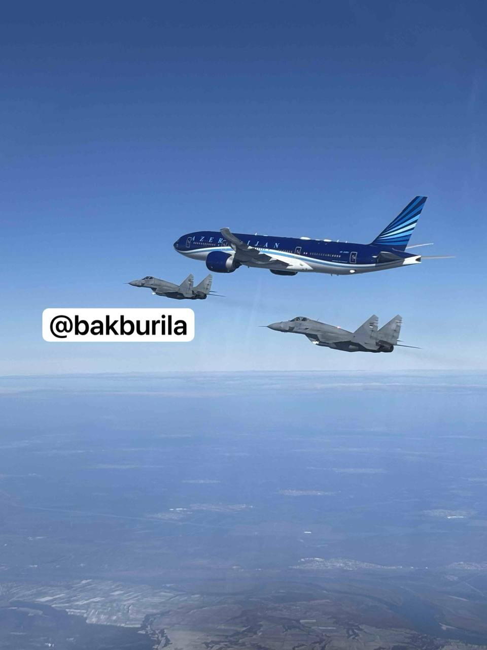 Истребители ВВС Сербии сопроводили самолет Президента Ильхама Алиева